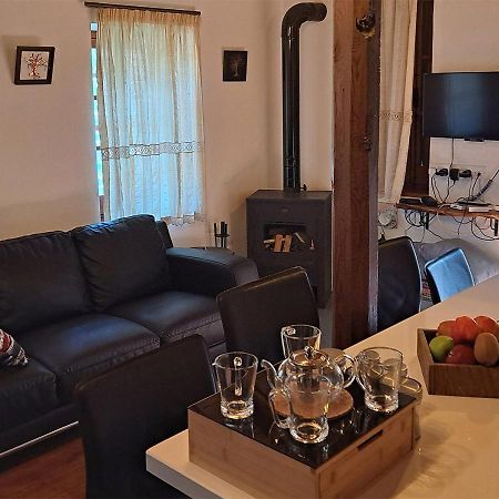 To Apokentro Konuk evi Alona Dış mekan fotoğraf