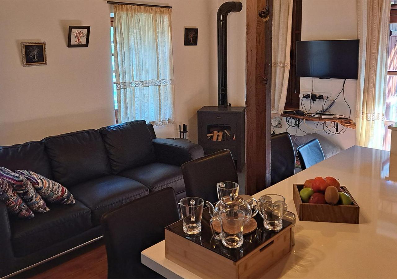 To Apokentro Konuk evi Alona Dış mekan fotoğraf