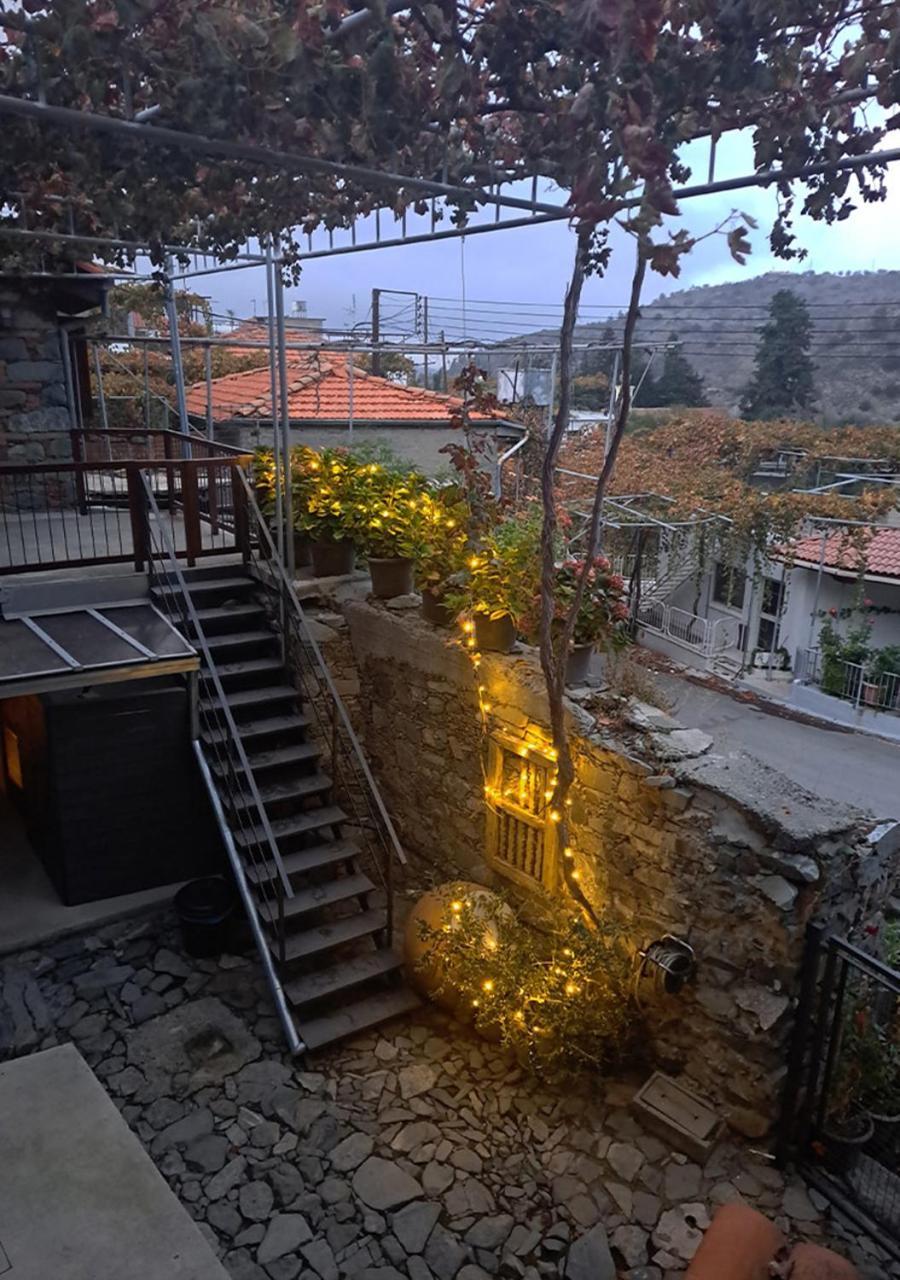 To Apokentro Konuk evi Alona Dış mekan fotoğraf